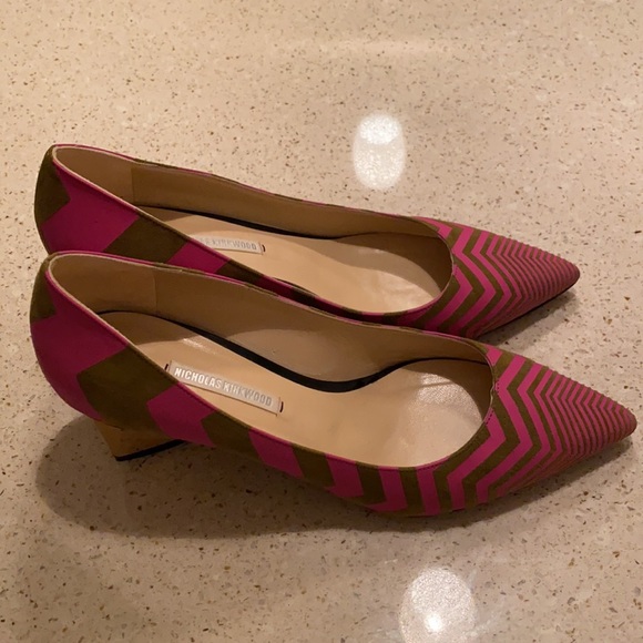 Nihcolas Kirkwood Suede Pink & Olive green heels. - Picture 9 of 16